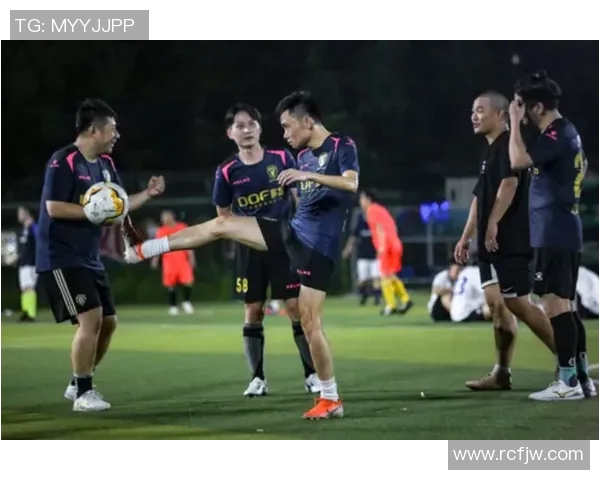 杭州足球队逆袭之路揭秘世界锦标赛特别报道展现拼搏精神与团队力量