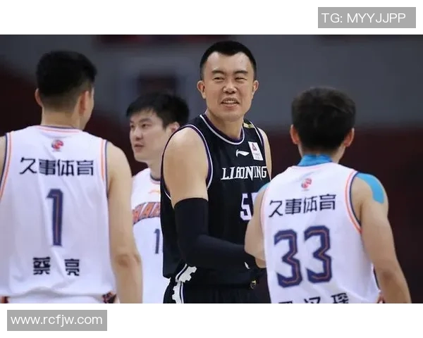 武汉篮球队阵地战体系解析与战术创新探讨