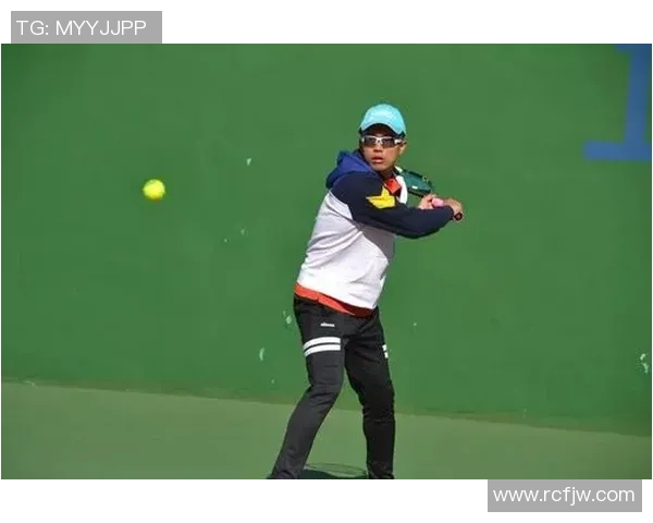 西安网球队以97分稳居邀请赛积分榜首位展现强劲实力 西安网球队以97分稳居邀请赛积分榜首位展现强劲实力