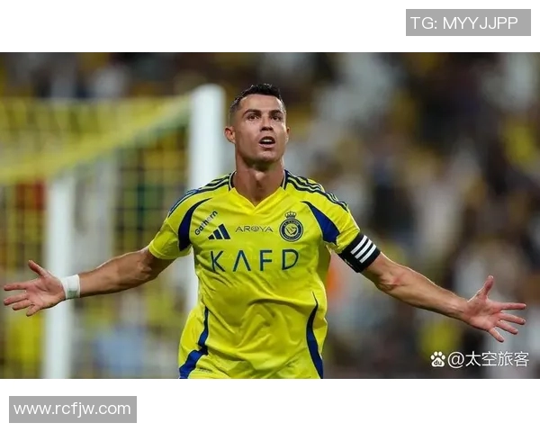 足球明星99号球衣的传奇故事与背后的荣耀时刻揭秘 足球明星99号球衣的传奇故事与背后的荣耀时刻揭秘